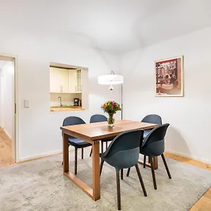 Downtown Torstr, 4 Unique Units From 1-3 Bedrooms Alemania
