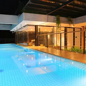 **** Hotell Lakewood Sri Lanka